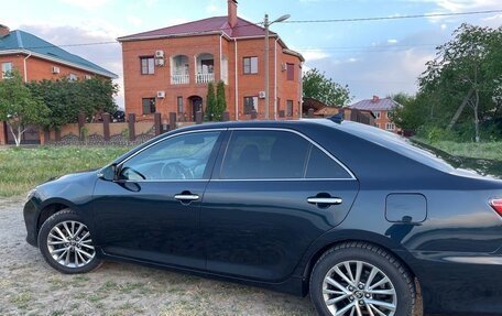 Toyota Camry, 2017 год, 1 980 000 рублей, 8 фотография