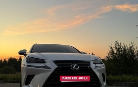 Lexus NX I, 2018 год, 4 000 000 рублей, 17 фотография