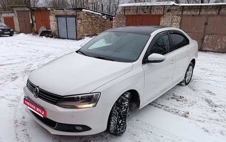 Volkswagen Jetta VI, 2013 год, 1 200 000 рублей, 4 фотография