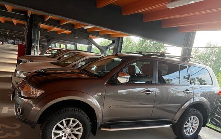 Mitsubishi Pajero Sport II рестайлинг, 2011 год, 2 400 000 рублей, 2 фотография