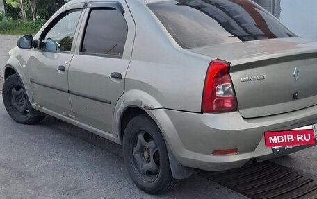 Renault Logan I, 2011 год, 385 000 рублей, 4 фотография