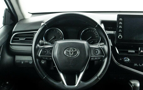 Toyota Camry, 2021 год, 2 699 000 рублей, 20 фотография