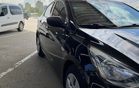 Hyundai Solaris II рестайлинг, 2014 год, 1 170 000 рублей, 13 фотография