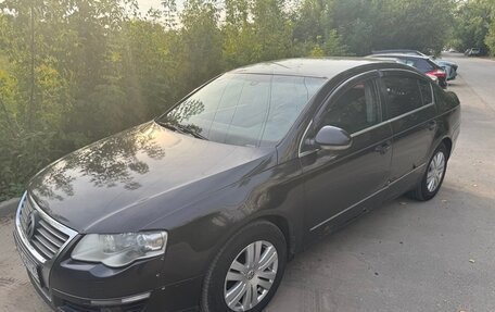 Volkswagen Passat B6, 2006 год, 379 999 рублей, 3 фотография
