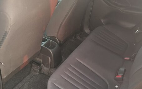 Toyota Yaris, 2020 год, 1 350 000 рублей, 13 фотография