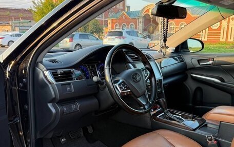 Toyota Camry, 2016 год, 2 250 000 рублей, 7 фотография