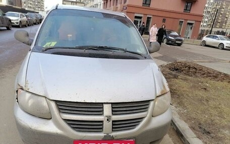 Dodge Caravan IV, 2004 год, 285 000 рублей, 2 фотография