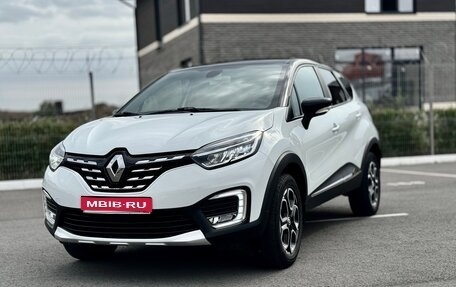 Renault Kaptur I рестайлинг, 2021 год, 1 900 000 рублей, 1 фотография