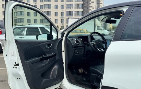 Renault Kaptur I рестайлинг, 2021 год, 1 900 000 рублей, 12 фотография