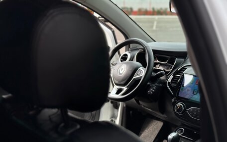 Renault Kaptur I рестайлинг, 2021 год, 1 900 000 рублей, 19 фотография
