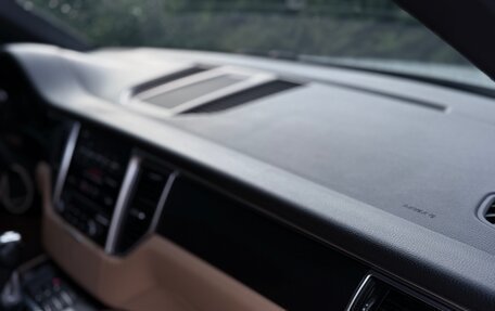 Porsche Macan I рестайлинг, 2017 год, 2 850 000 рублей, 26 фотография