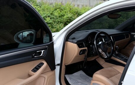 Porsche Macan I рестайлинг, 2017 год, 2 850 000 рублей, 29 фотография
