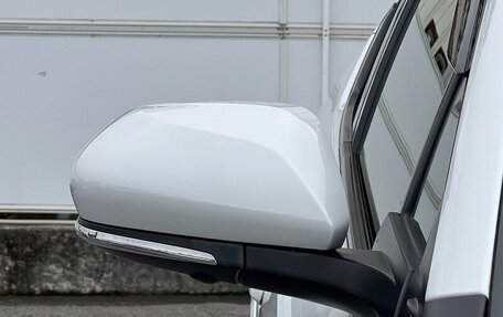 Toyota C-HR I рестайлинг, 2022 год, 2 100 000 рублей, 11 фотография