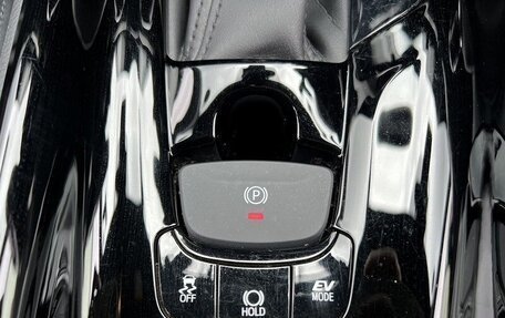 Toyota C-HR I рестайлинг, 2022 год, 2 100 000 рублей, 30 фотография