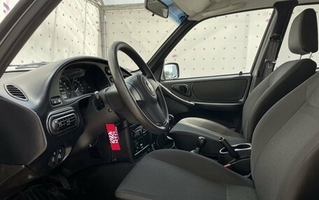 Chevrolet Niva I рестайлинг, 2017 год, 825 000 рублей, 11 фотография