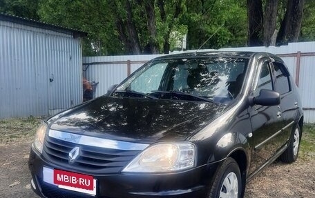 Renault Logan I, 2011 год, 800 000 рублей, 3 фотография