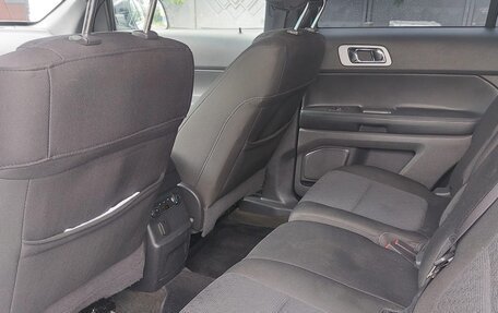 Ford Explorer VI, 2014 год, 1 600 000 рублей, 11 фотография