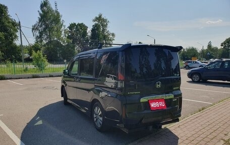 Honda Stepwgn IV, 2019 год, 2 500 000 рублей, 1 фотография
