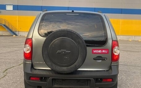 Chevrolet Niva I рестайлинг, 2015 год, 620 000 рублей, 3 фотография