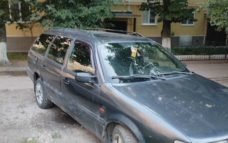 Volkswagen Passat B4, 1995 год, 180 000 рублей, 2 фотография