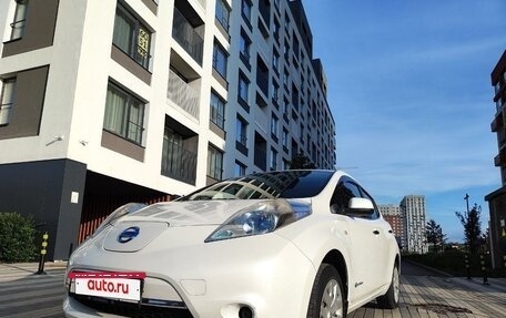 Nissan Leaf I, 2013 год, 990 440 рублей, 9 фотография