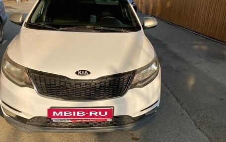 KIA Rio III рестайлинг, 2015 год, 675 000 рублей, 2 фотография