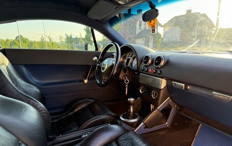 Audi TT, 2001 год, 515 000 рублей, 10 фотография