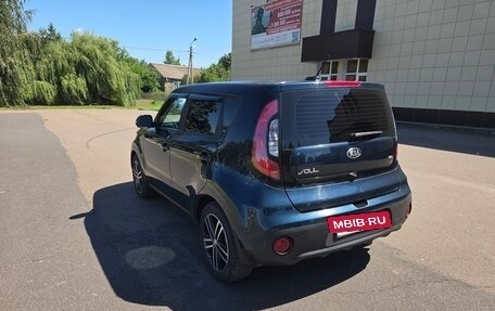 KIA Soul II рестайлинг, 2017 год, 1 280 000 рублей, 8 фотография