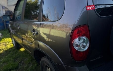 Chevrolet Niva I рестайлинг, 2013 год, 600 000 рублей, 7 фотография