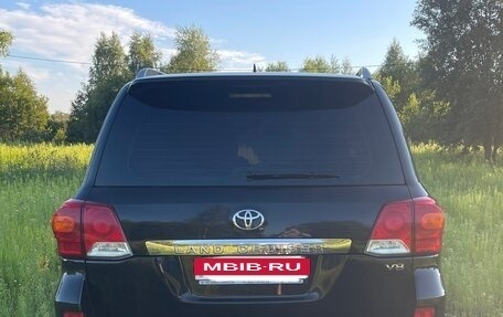 Toyota Land Cruiser 200, 2014 год, 3 400 000 рублей, 2 фотография