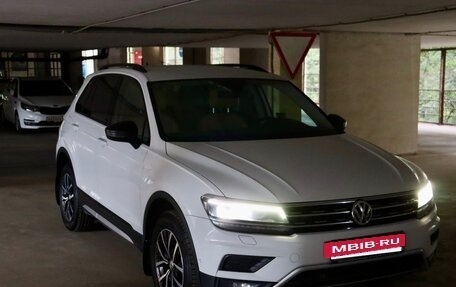 Volkswagen Tiguan II, 2019 год, 3 499 949 рублей, 5 фотография