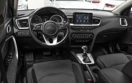 KIA cee'd III, 2018 год, 1 590 000 рублей, 6 фотография
