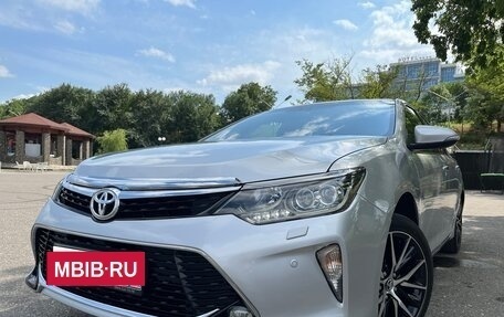 Toyota Camry, 2016 год, 2 390 000 рублей, 6 фотография