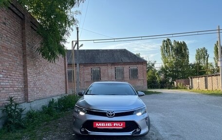 Toyota Camry, 2016 год, 2 390 000 рублей, 10 фотография