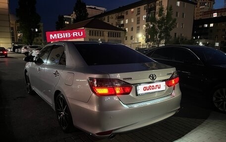Toyota Camry, 2016 год, 2 390 000 рублей, 11 фотография