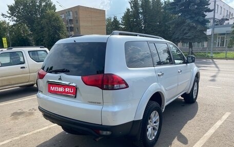 Mitsubishi Pajero Sport II рестайлинг, 2013 год, 1 520 000 рублей, 7 фотография