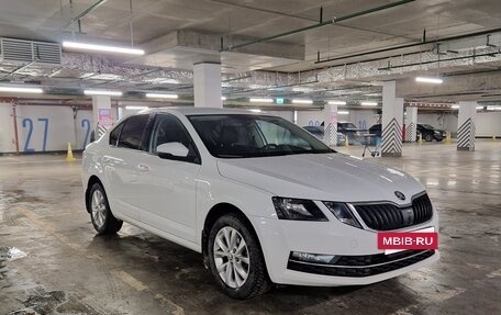 Skoda Octavia, 2017 год, 1 690 000 рублей, 6 фотография