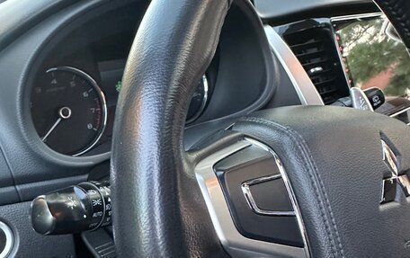 Mitsubishi Pajero Sport III рестайлинг, 2020 год, 3 800 000 рублей, 13 фотография