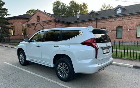 Mitsubishi Pajero Sport III рестайлинг, 2020 год, 3 800 000 рублей, 11 фотография