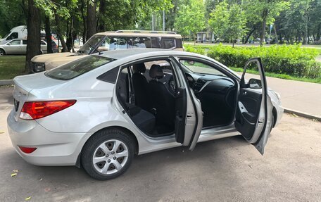 Hyundai Solaris II рестайлинг, 2013 год, 950 000 рублей, 7 фотография