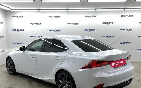 Lexus IS III, 2018 год, 2 206 000 рублей, 3 фотография