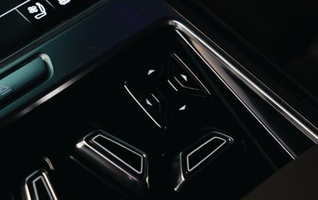 Audi A8, 2018 год, 3 800 000 рублей, 30 фотография