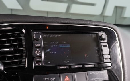Mitsubishi Outlander III рестайлинг 3, 2014 год, 1 599 000 рублей, 13 фотография
