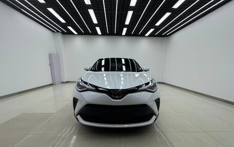 Toyota C-HR I рестайлинг, 2022 год, 1 904 279 рублей, 3 фотография