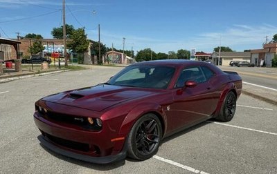 Dodge Challenger III рестайлинг 2, 2018 год, 880 000 рублей, 1 фотография