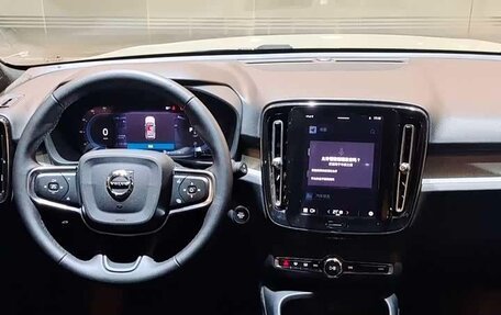 Volvo XC40 I, 2022 год, 2 315 000 рублей, 13 фотография