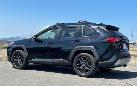 Toyota RAV4, 2021 год, 2 570 070 рублей, 4 фотография