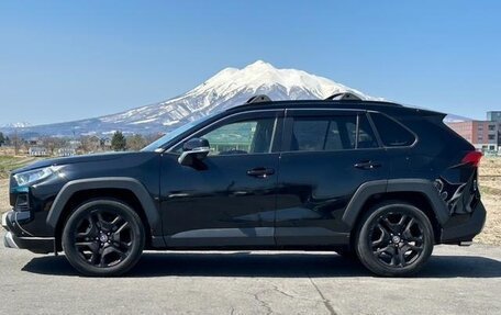 Toyota RAV4, 2021 год, 2 570 070 рублей, 6 фотография