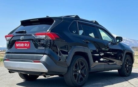 Toyota RAV4, 2021 год, 2 570 070 рублей, 7 фотография