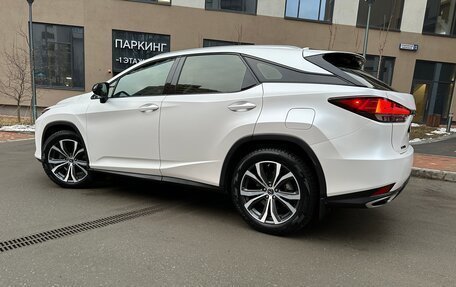 Lexus RX IV рестайлинг, 2020 год, 5 200 000 рублей, 10 фотография